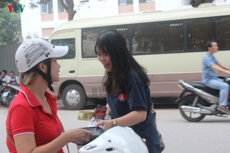 Thi THPT quốc gia: Thí sinh quên thẻ, nhập viện trước buổi thi Ngữ văn ảnh 6