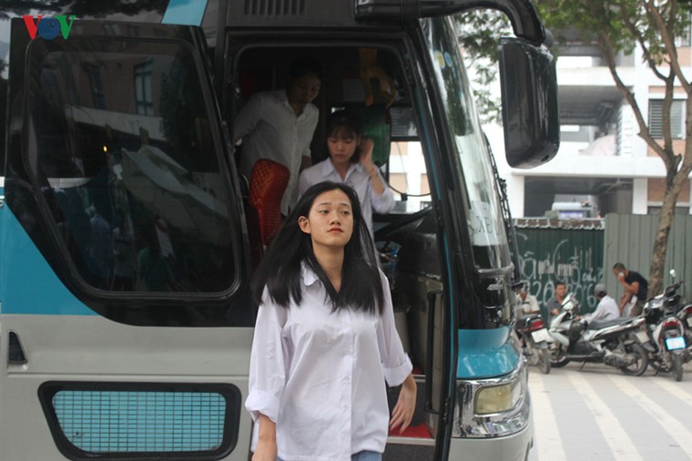 Thi THPT quốc gia: Thí sinh quên thẻ, nhập viện trước buổi thi Ngữ văn ảnh 8