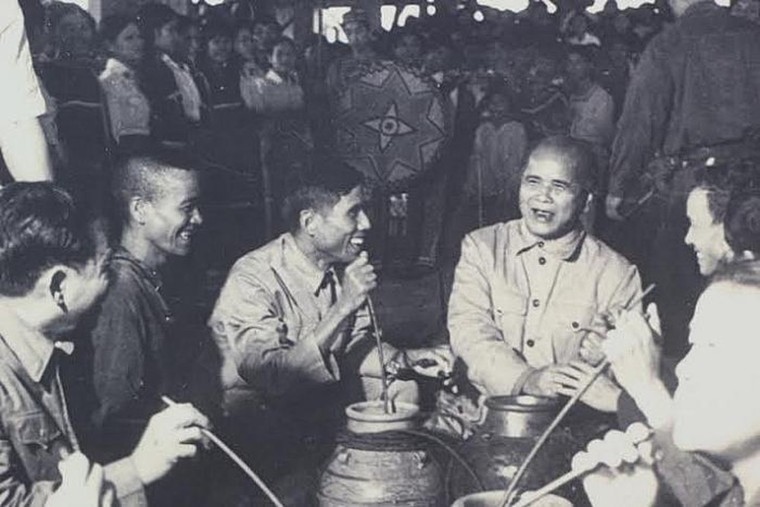 Anh hùng Núp là người dân tộc nào?