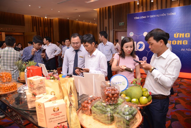 VNPT giới thiệu giải pháp CNTT cho khách hàng các tỉnh miền Trung ảnh 1