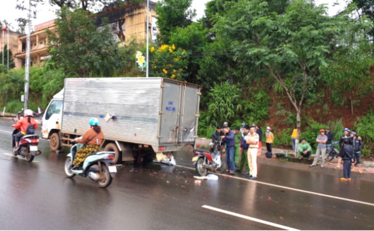 Cán bộ trại giam tử vong sau tai nạn: Công an tỉnh Đắk Nông nói gì? ảnh 1