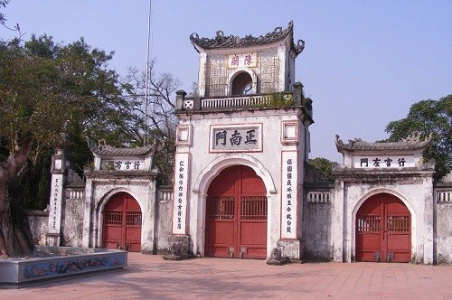 Trần Thiếu Đế là vị vua thứ mấy của đời Trần?