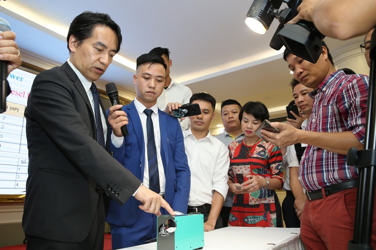 Miếng dán AdPower - Giải pháp công nghệ chăm sóc động cơ Nhật Bản ảnh 1