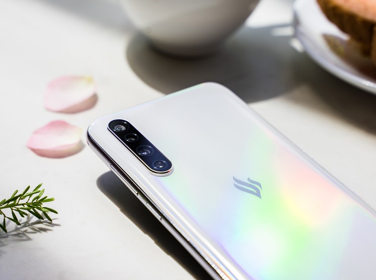 Vingroup công bố dòng điện thoại Vsmart thế hệ 2 ảnh 6