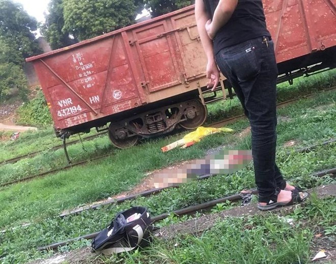 Bò qua đường sắt lúc say, người đàn ông bị tàu hoả đâm tử vong ảnh 1
