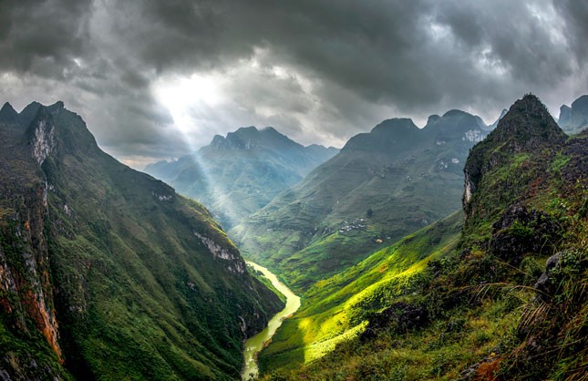 Sông Nho Quế dài bao nhiêu kilomet?