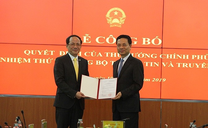 Công bố quyết định của Thủ tướng Chính phủ về công tác cán bộ ảnh 1