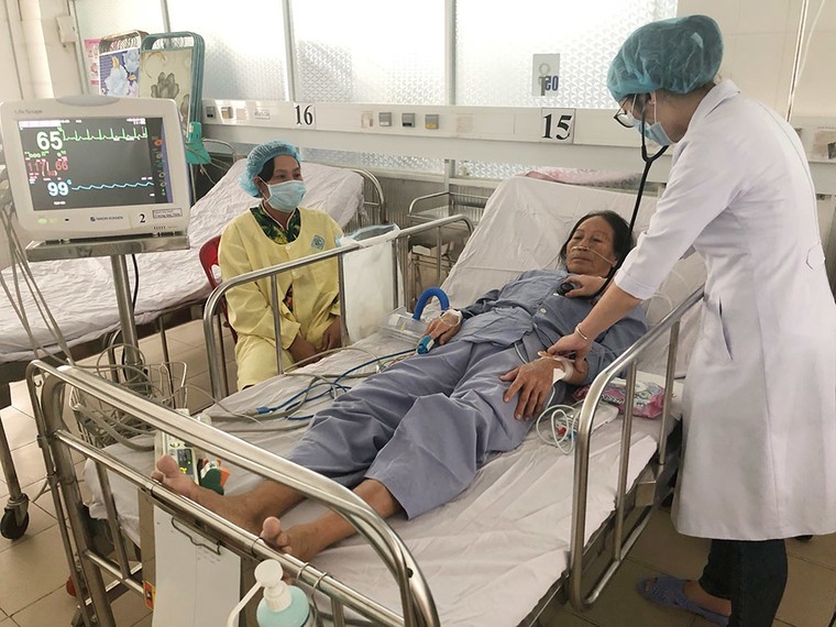 Trong một ngày, bác sĩ Cần Thơ cứu sống 2 trường hợp bị bệnh tim rất nặng ảnh 2