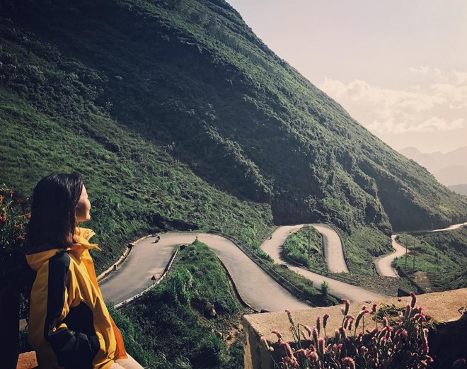 Cung đường đèo Mã Pí Lèng do ai xây dựng?