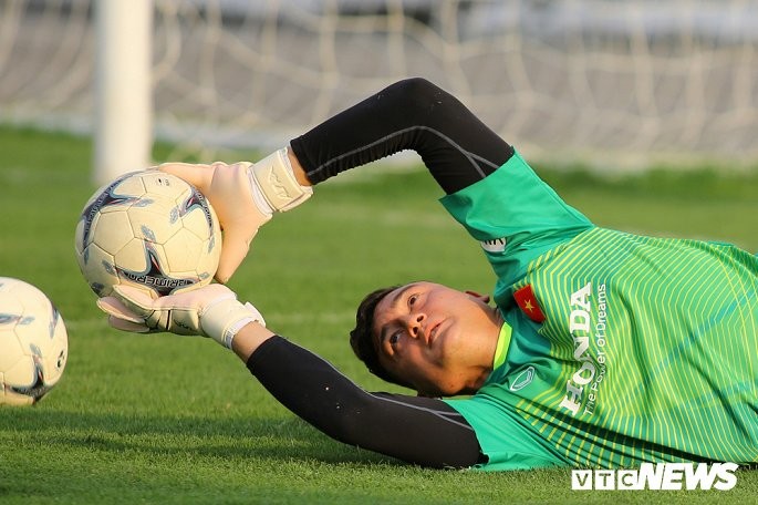 VFF ngỏ lời, Muangthong đồng ý cho Đặng Văn Lâm về sớm tập trung tuyển Việt Nam ảnh 1