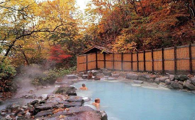 Thư giãn ở 6 suối nước nóng nổi tiếng nhất Đài Loan ảnh 3