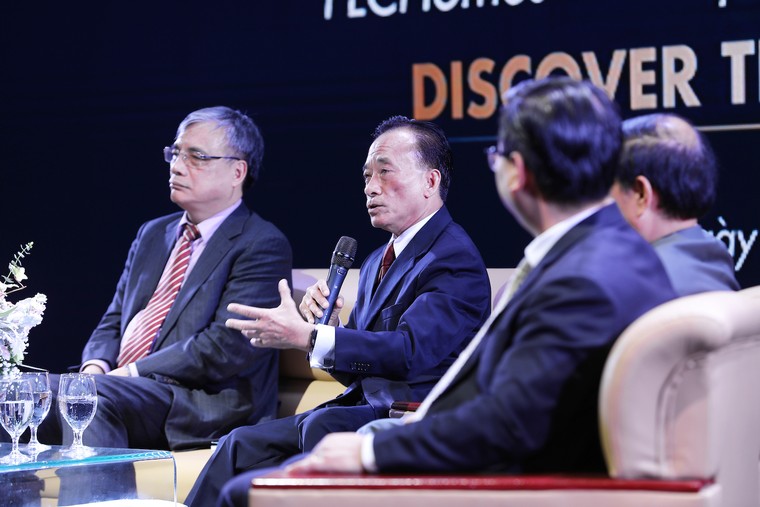 Ông Trịnh Văn Quyết: 'Tôi tin giá BAV, FHH năm 2020 có thể đạt 3 chữ số' ảnh 3