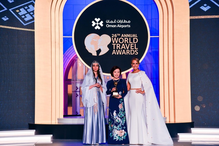 Vinpearl Luxury Landmark 81 là ‘khách sạn hướng sông hàng đầu thế giới’ 2019 ảnh 1