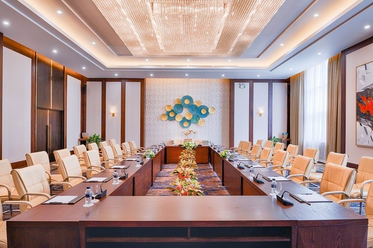 ‘Đứng ngoài’ mùa thấp điểm, du lịch Quảng Ninh 2019 thắng lớn ảnh 2