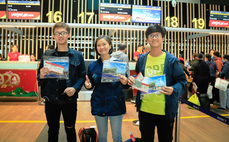 Một năm đón 'mưa giải thưởng' của sân bay quốc tế Vân Đồn ảnh 4