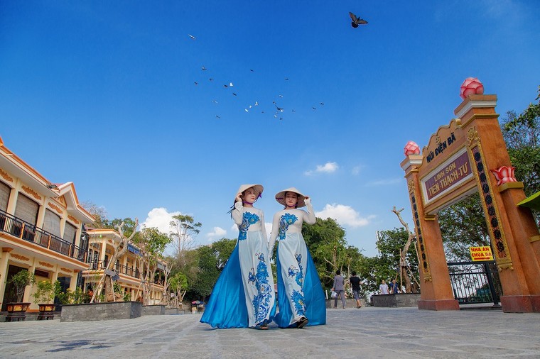 Tết Canh Tý: Tây Ninh có cáp treo mới, Phú Quốc chất lừ với công viên nước ảnh 4