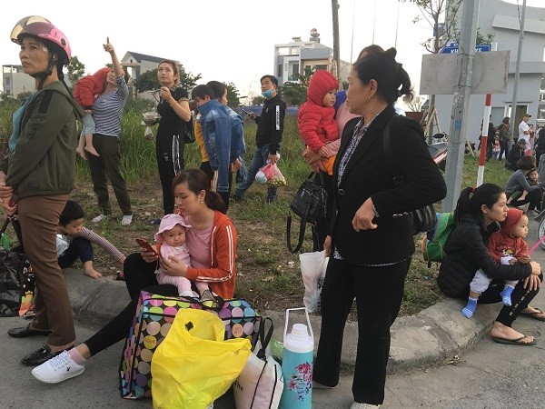 Hải Dương: Bệnh viện Nhi bất ngờ bốc cháy dữ dội, nhiều người hoảng loạn tháo chạy ảnh 3