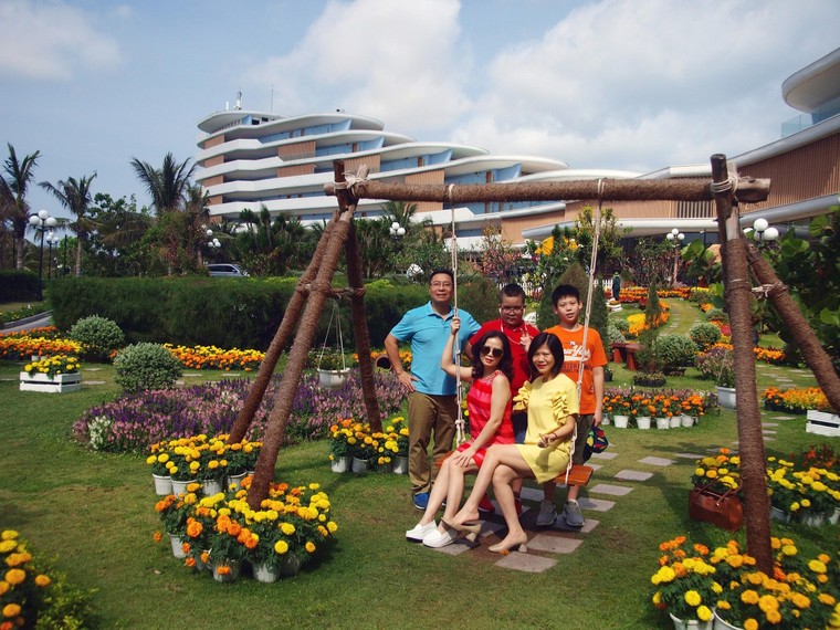 Hàng vạn du khách thích thú trải nghiệm Tết cổ truyền tại các quần thể FLC Hotels & Resorts ảnh 4