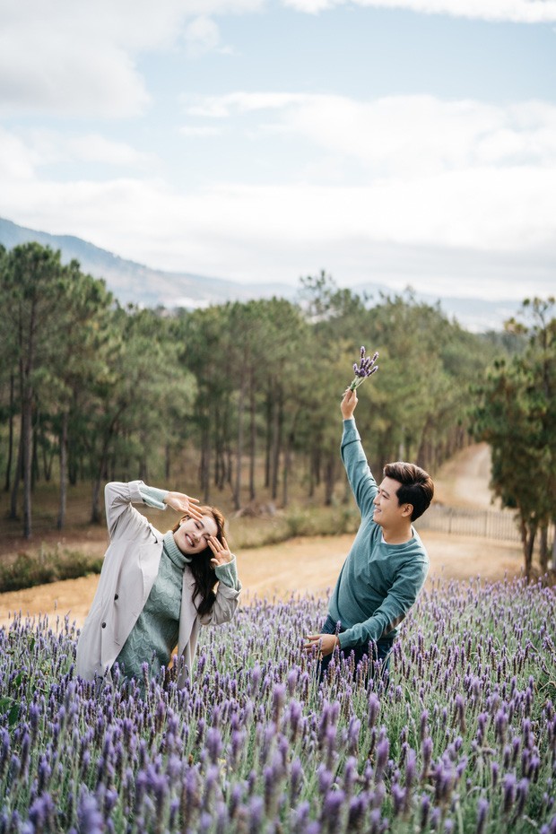 Những khoảnh khắc ngọt ngào, tình tứ của Trường Giang - Nhã Phương trong bộ ảnh ngày Valentine ảnh 2