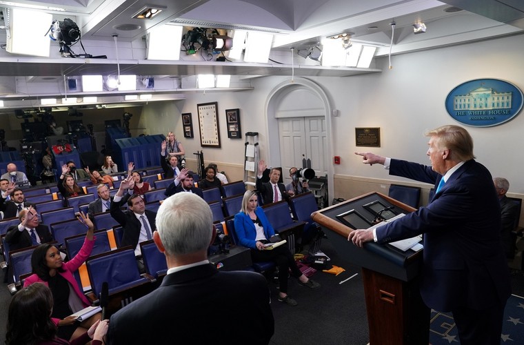 Tổng thống Trump và lãnh đạo WHO khẩu chiến sau chỉ trích 'khuyến cáo sai lầm' ảnh 2