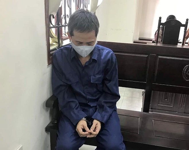 Phạt 54 tháng tù với cựu cán bộ trung tâm hỗ trợ xã hội sàm sỡ nhiều bé gái ảnh 1