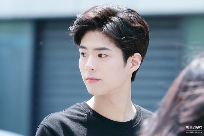 Park Bo Gum và loạt mỹ nam đi hát thất bại, vụt sáng khi là diễn viên ảnh 4