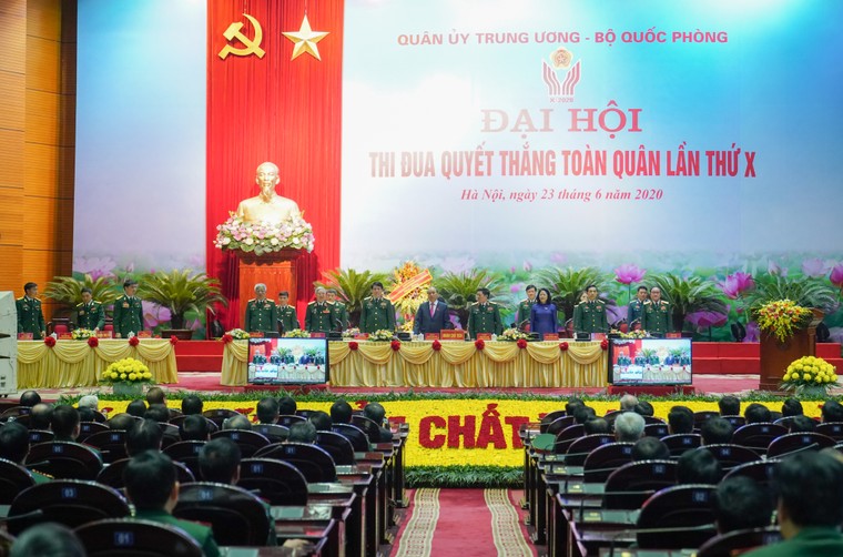 Thủ tướng dự Đại hội Thi đua Quyết thắng toàn quân ảnh 11