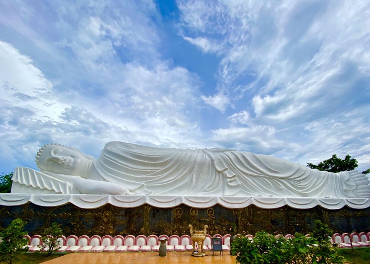 Khám phá địa điểm du lịch tâm linh nổi tiếng tại Tây Ninh ảnh 3