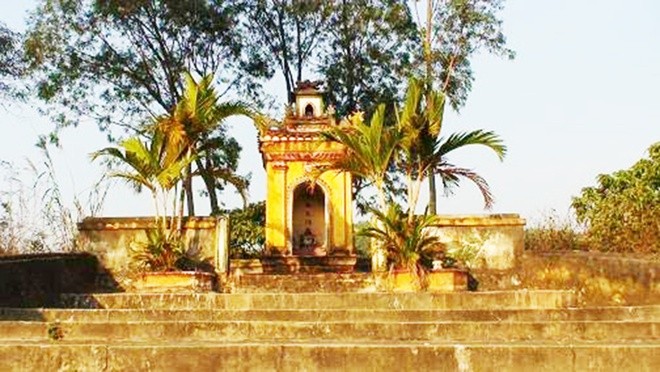 Quê của bà ở đâu?