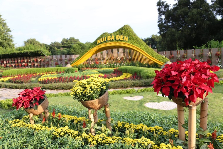 Đi đâu dịp Trung thu năm nay để có một ngày hội trăng tròn thật ý nghĩa? ảnh 3