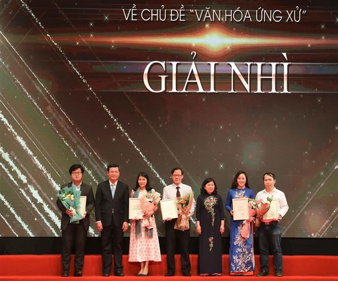 Lần đầu tiên trao giải báo chí về ‘Văn hóa ứng xử’ ảnh 1