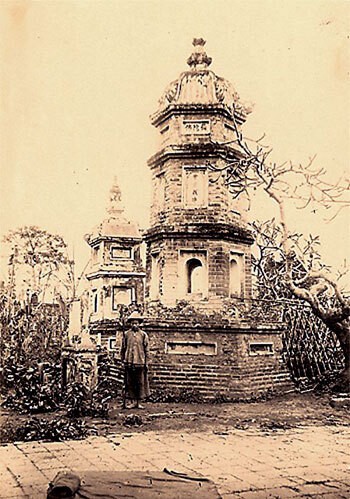 Vua Lý Thánh Tông đã cho dựng công trình nào trong “An Nam tứ đại khí”?