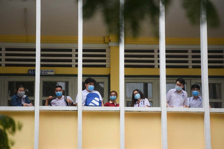 TP.HCM tuyển sinh bổ sung vào lớp 10 chuyên ảnh 1