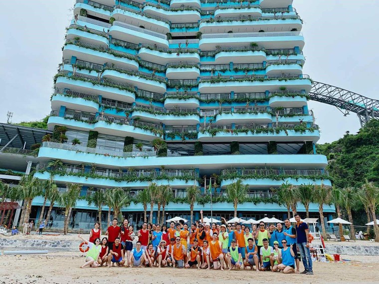 Tưng bừng du lịch MICE cuối năm bên vịnh biển đẹp nhất thế giới ảnh 1