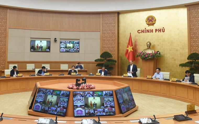 Thủ tướng yêu cầu nghiên cứu 'hộ chiếu vaccine', mở lại đường bay quốc tế ảnh 2