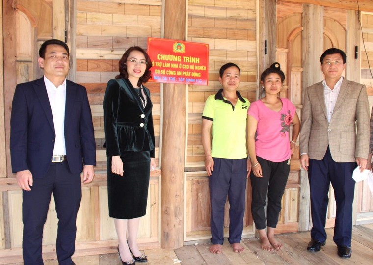 FLC bàn giao 100 căn nhà tình nghĩa tại Điện Biên ảnh 2