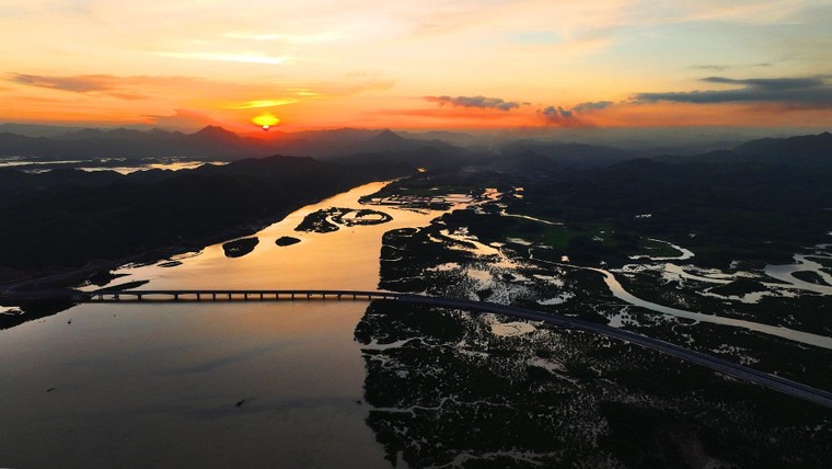 Khám phá tuyến cao tốc Sun Group đầu tư có hệ thống chiếu sáng hiện đại nhất Việt Nam ảnh 5