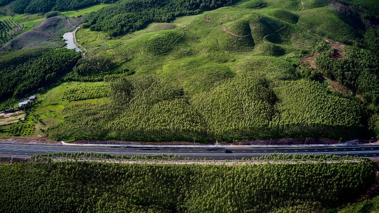 Khám phá tuyến cao tốc Sun Group đầu tư có hệ thống chiếu sáng hiện đại nhất Việt Nam ảnh 8