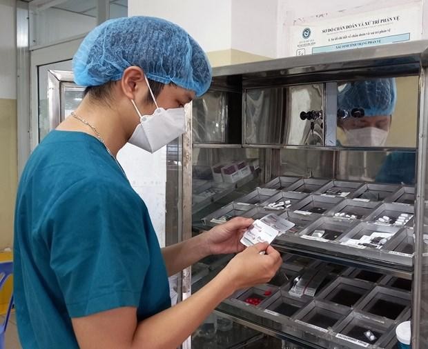 Hàng ngàn giấy lưu hành sắp hết hạn: Nguy cơ thiếu thuốc trầm trọng ảnh 1