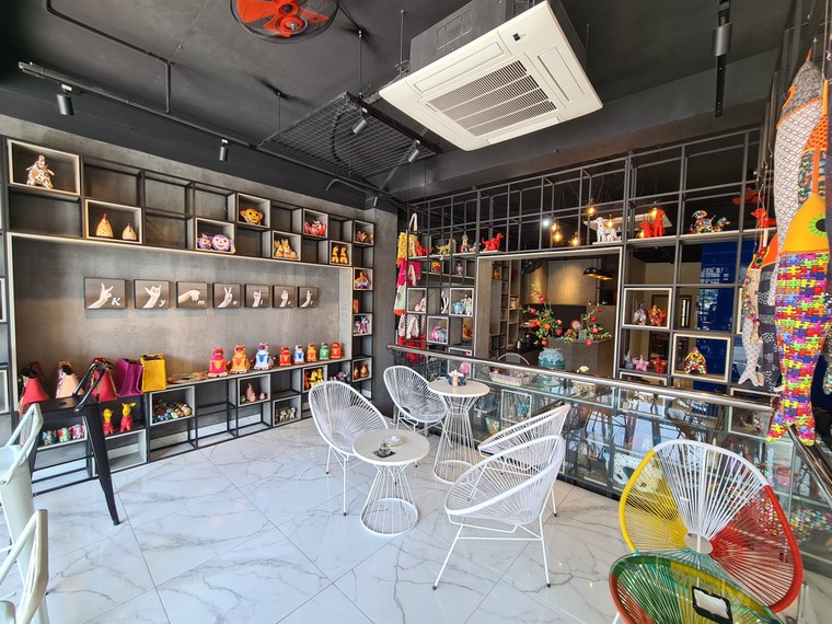 Kym Việt và câu chuyện về những chiếc ‘nhãn dán’ ảnh 5