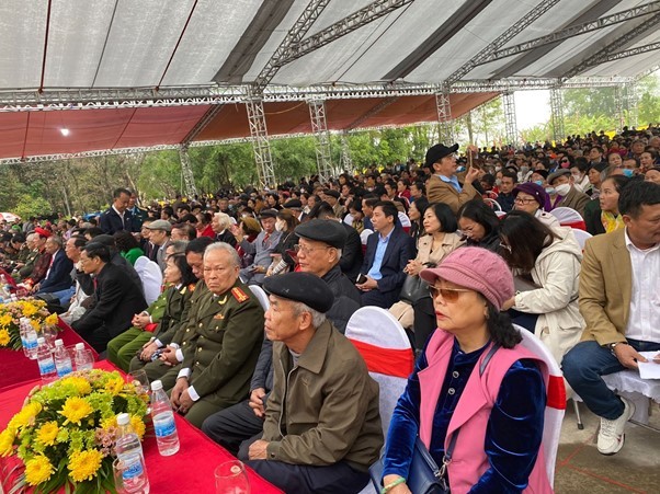 Công ty Long Hưng tổ chức dâng hương tại Đền thờ Tổ họ Trần Việt Nam ảnh 5