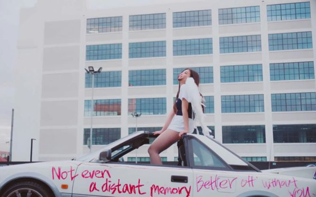 Bốn thành viên BlackPink biến hóa như thế nào khi tách solo? ảnh 2