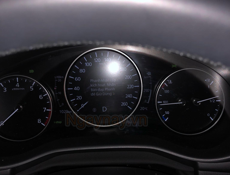 Cách sử dụng hệ thống hỗ trợ phanh thông minh (SBS) trên xe Mazda 3 Allnew Premium ảnh 2