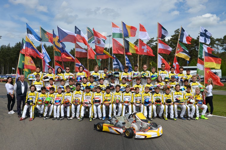 Phạm Hoàng Nam đại diện Việt Nam tham gia thi đấu tại FIA KARTING ACADEMY TROPHY 2020 ảnh 3