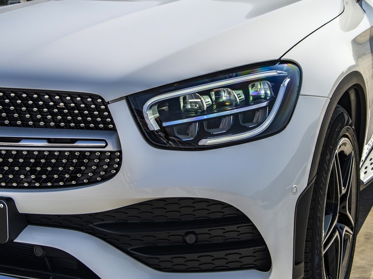 Mercedes Benz Việt Nam ra mắt 7 mẫu xe mới, bao gồm C180 và E180 ảnh 19