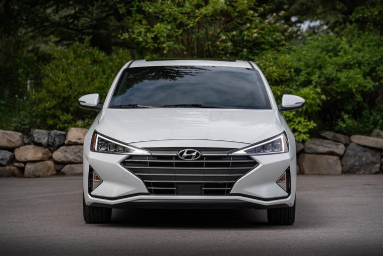 So sánh Hyundai Elantra 2021 với phiên bản tiền nhiệm ảnh 2