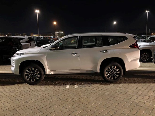 Bắt gặp Mitsubishi Pajero Sport 2020 tại Việt Nam ảnh 2