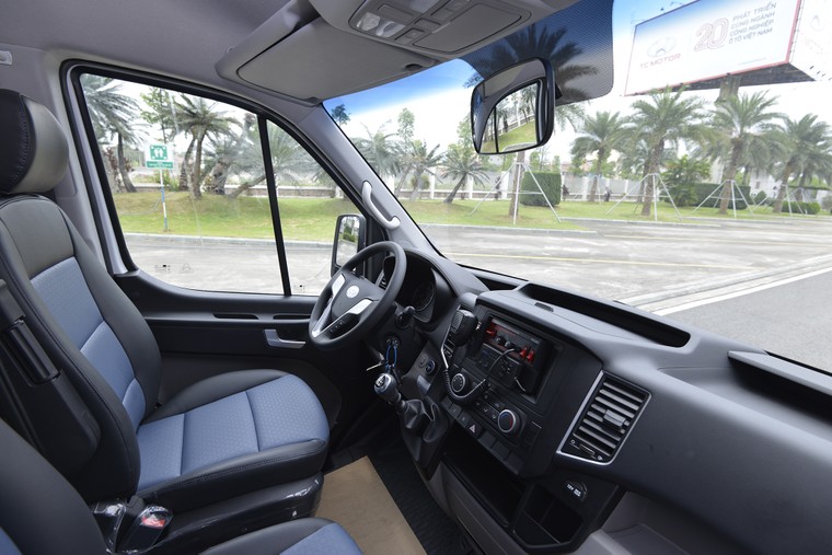 Tập đoàn Thành Công và Hyundai Motor trao tặng 10 xe Solati cứu thương cho các cơ sở y tế tuyến đầu chống dịch ảnh 7