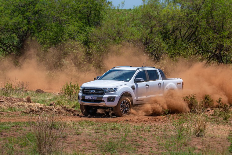 Mua xe gia đình, có nên lựa chọn Ford Ranger? ảnh 1