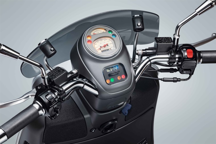 Piaggio Việt Nam ra mắt mẫu xe Vespa Sei Giorni II mới ảnh 6